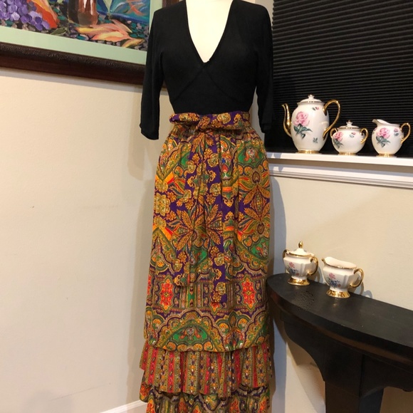 Vtg. 70 s Ellen Tracy for I Magnin 3 tier Psychedelic Gypsy Skirt - Sz. L - Picture 11 of 13